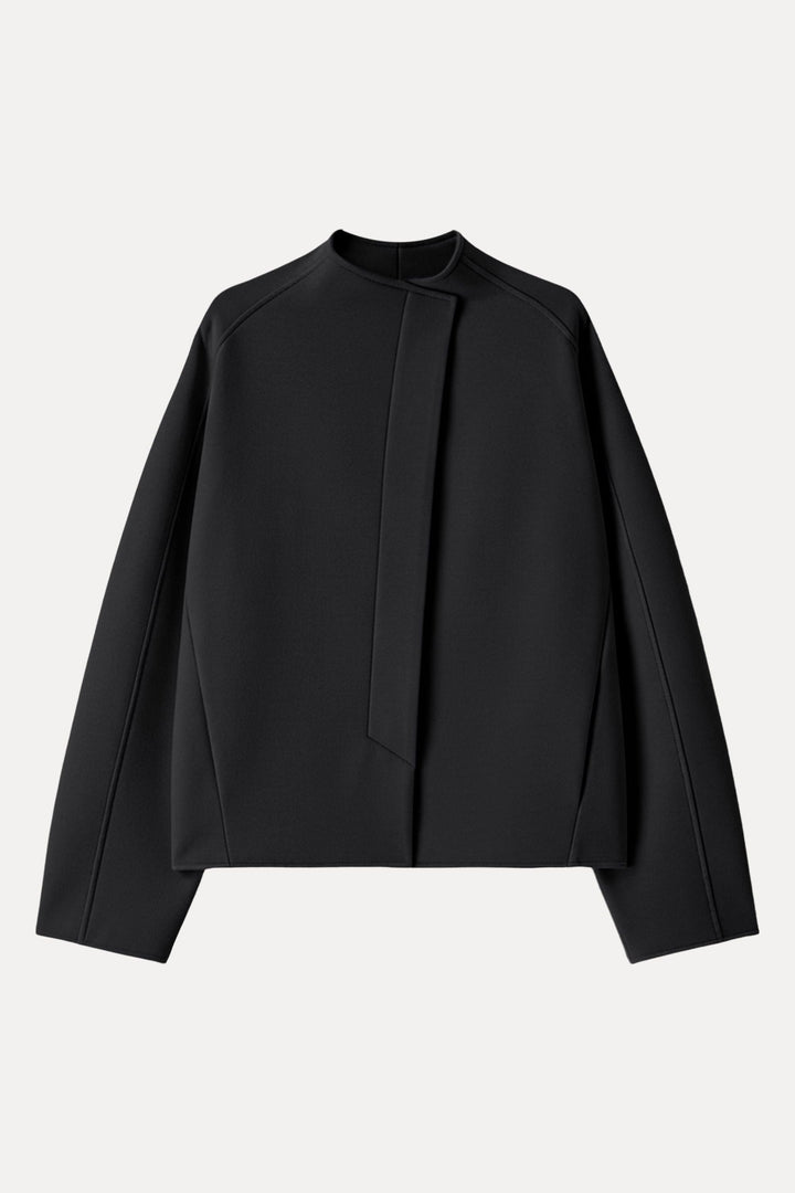 Cropped jacket with collar