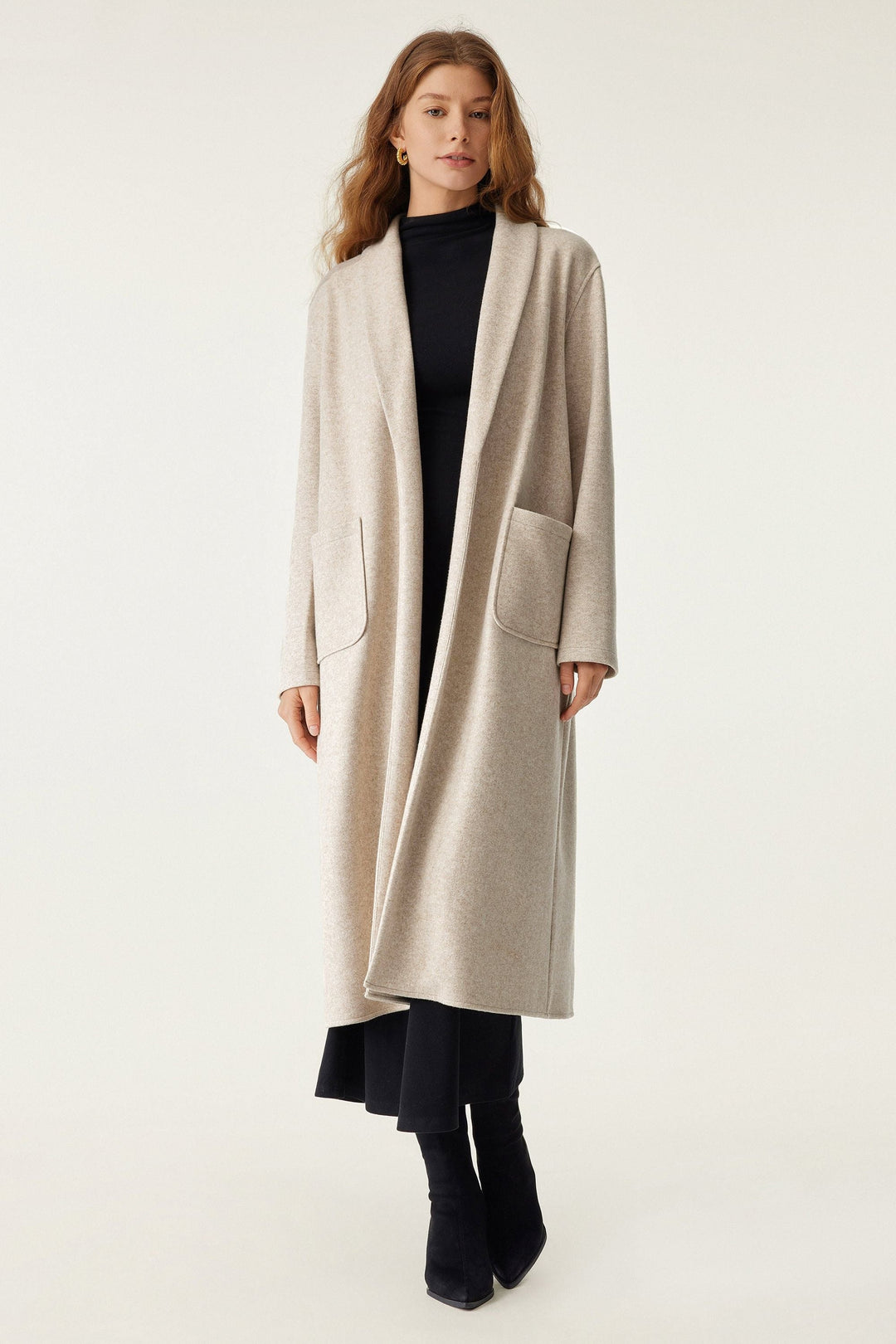 Long coat with applied pockets