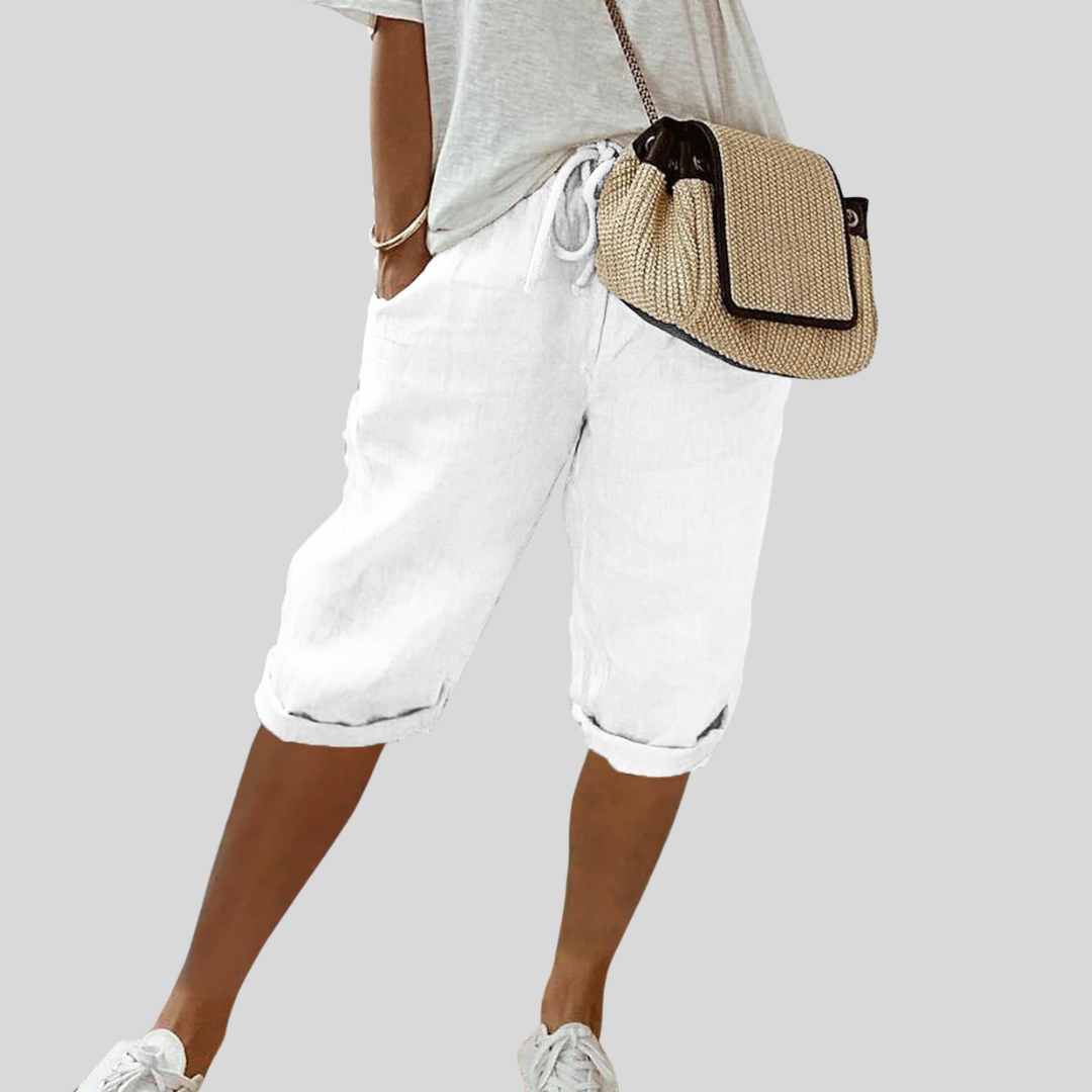 Fluid shorts with elegant comfort