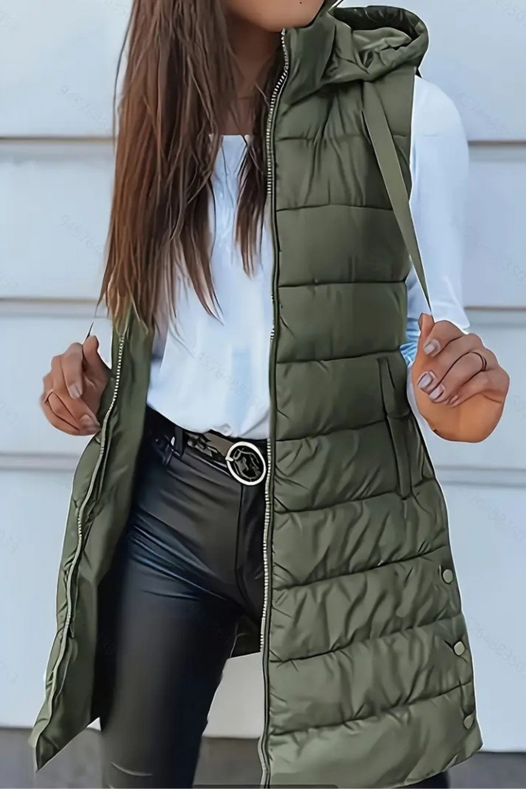 Casual sleeveless gilet with long hood
