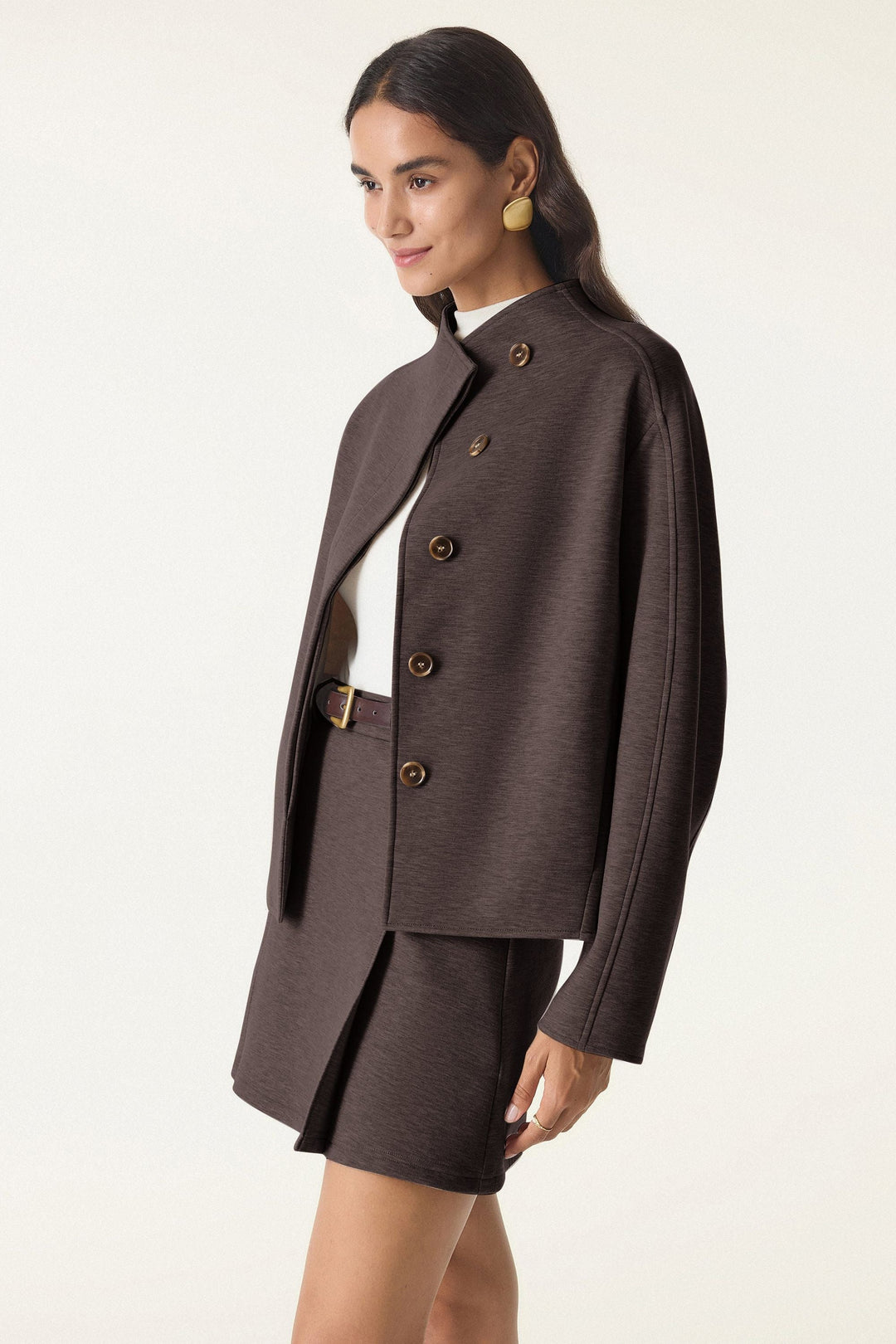 Cropped jacket with collar