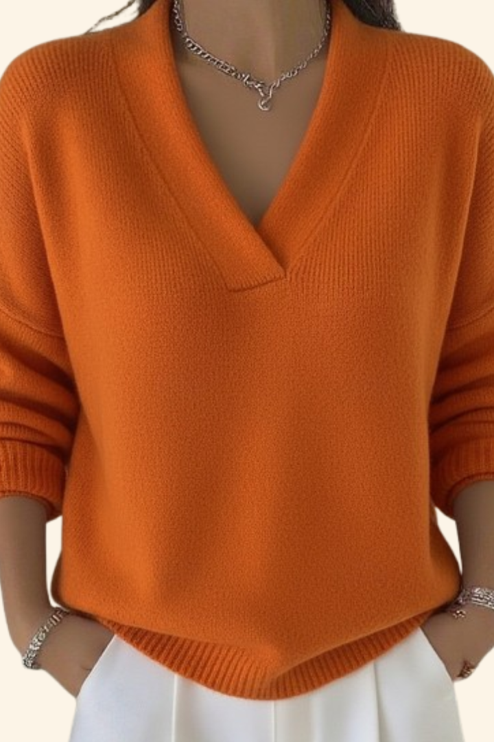 Top Alea Luxe with V-neck