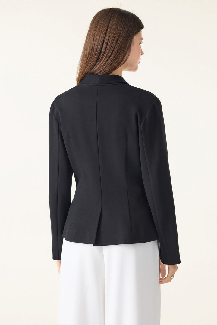 Blazer with buttons