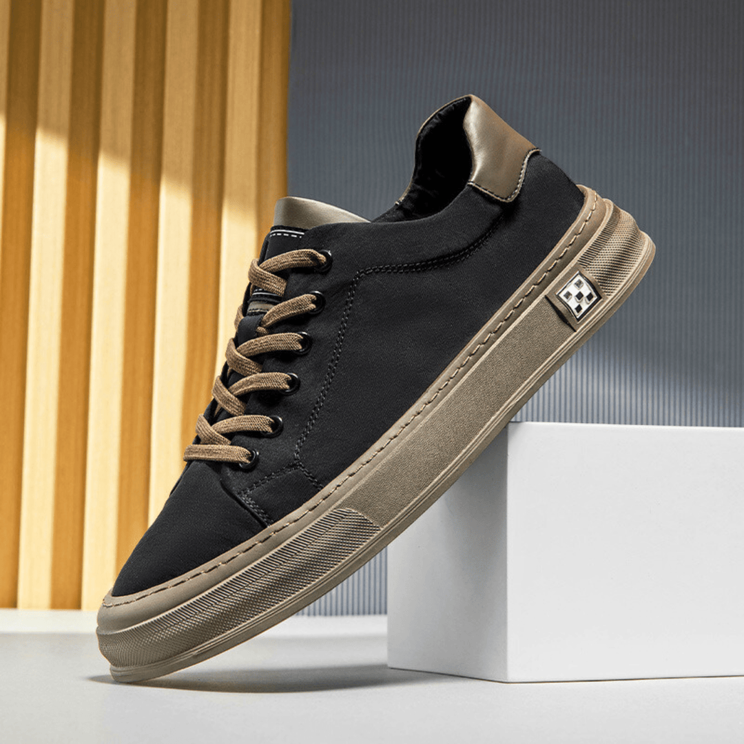 Cameo Casual Low-Top Sneakers