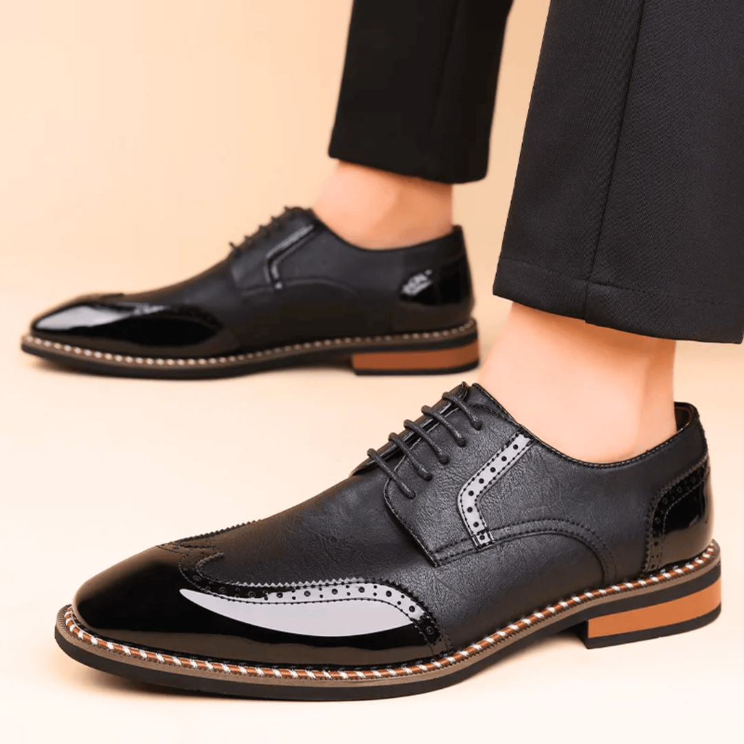Cartelo Classic Brogue Footwear