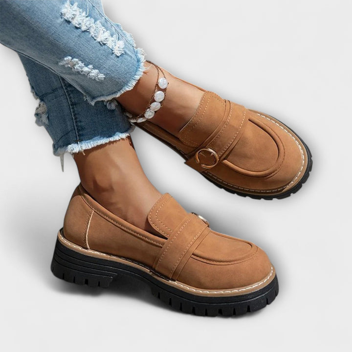 Lora™ | Casual loafers with round toe