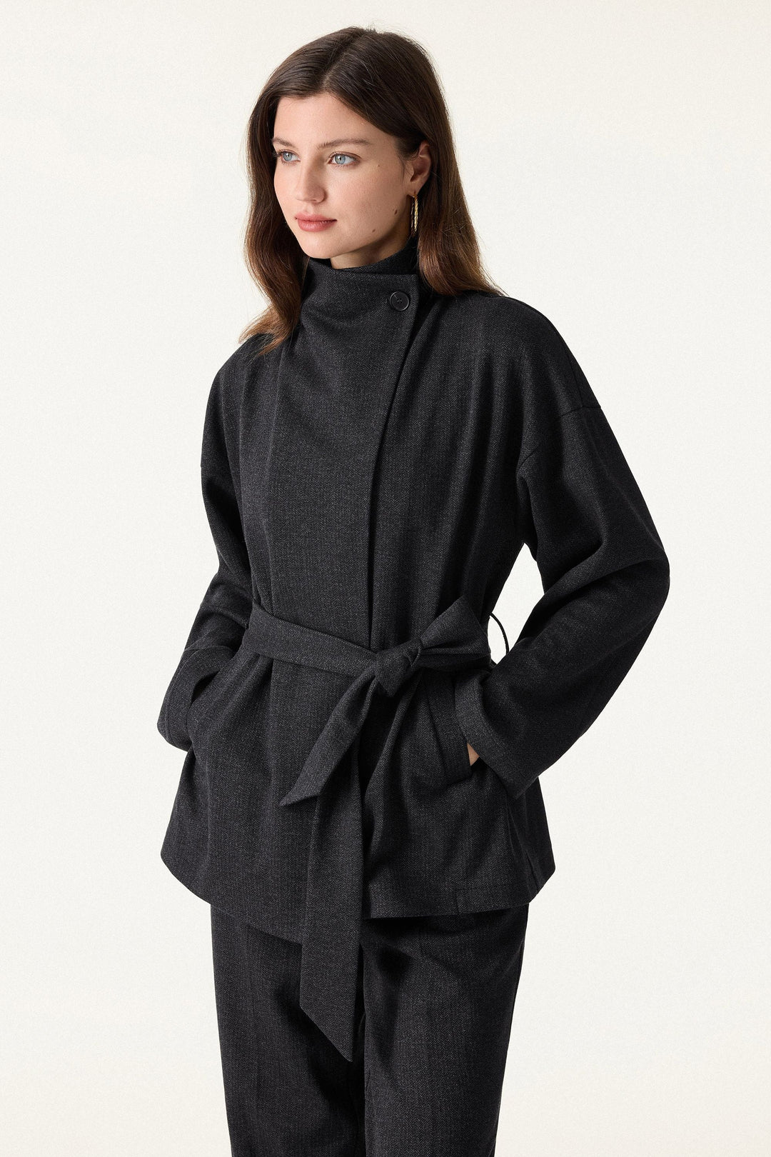 Retro jacket with belt