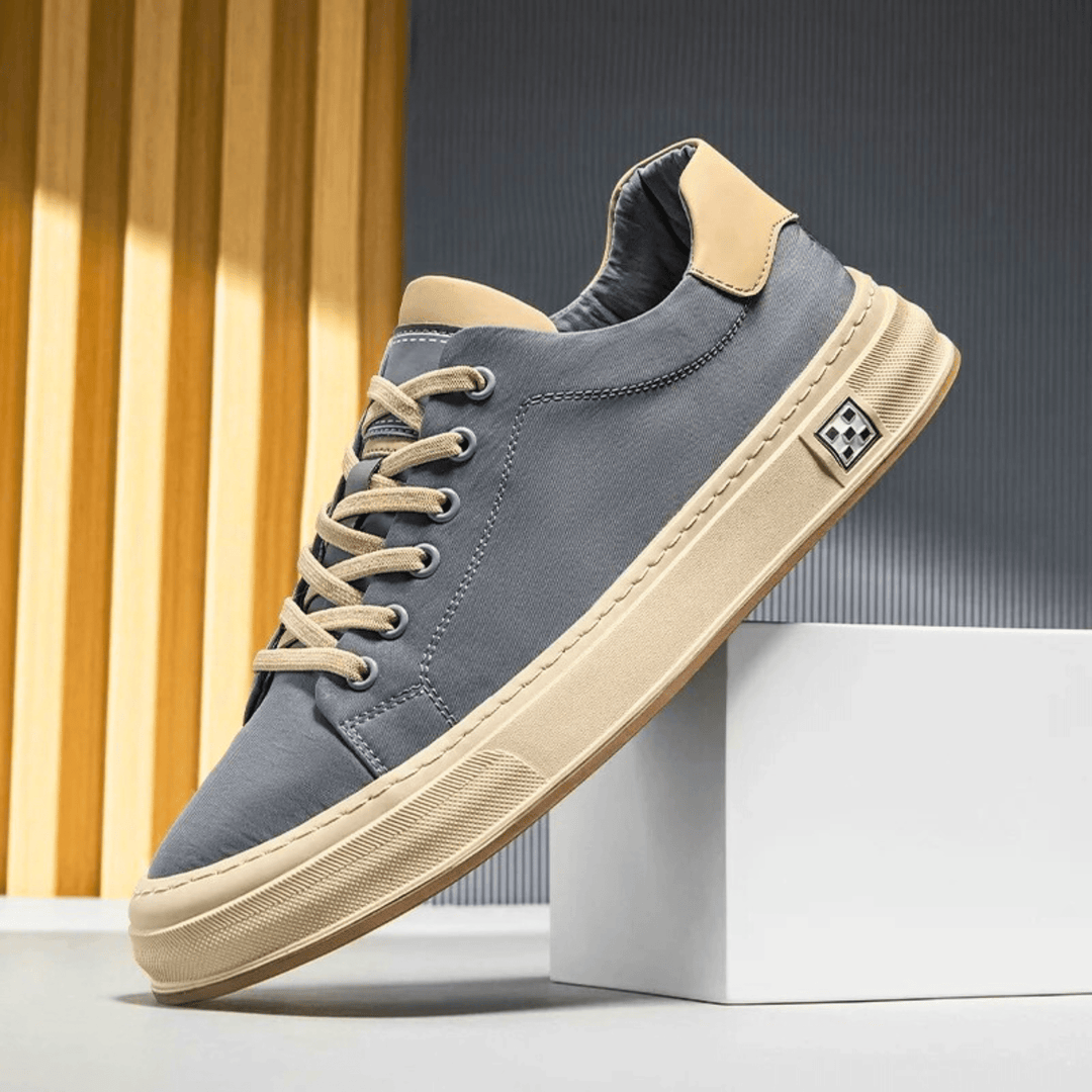 Cameo Casual Low-Top Sneakers