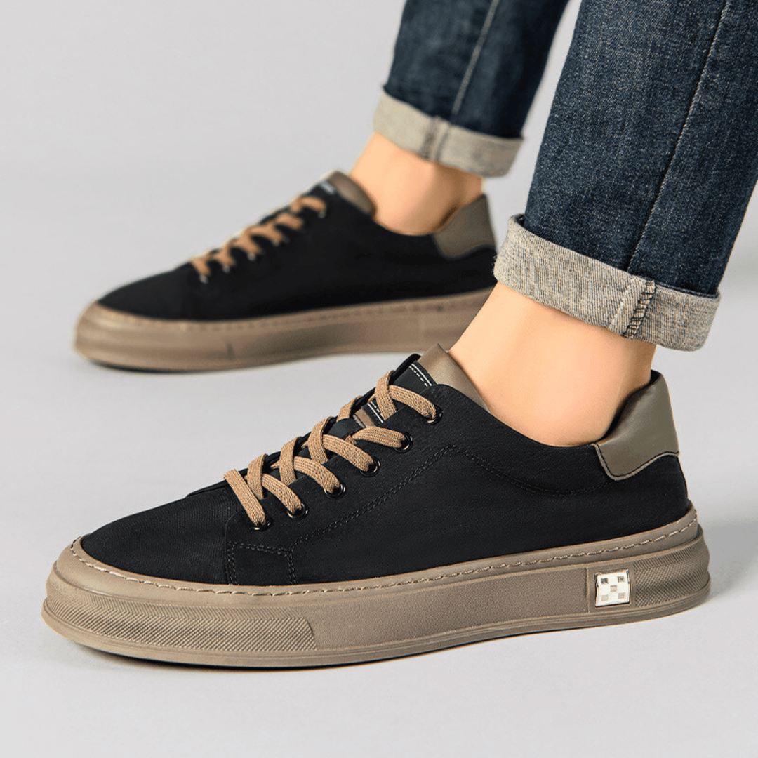 Cameo Casual Low-Top Sneakers